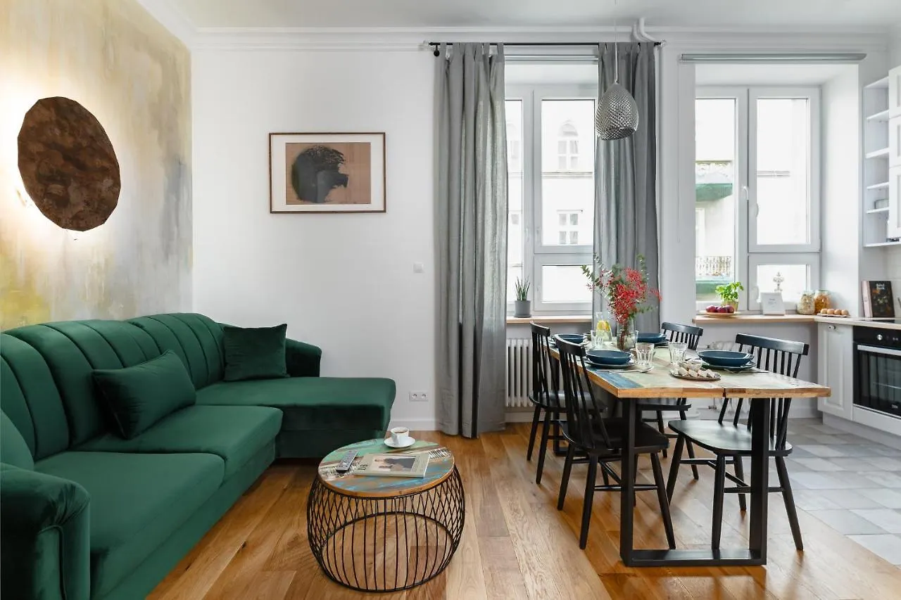 Oomph Warsaw Central Supreme Apartment 0*,  Poland